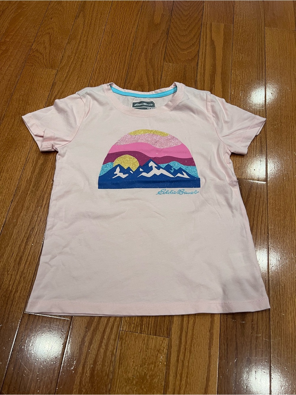 Girls Eddie Bauer sparkly mountain sunset Graphic T Shirt Size Medium M 10/12